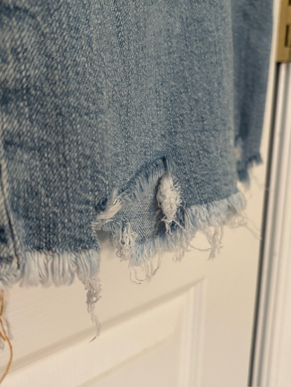 Anthropologie Pilcro The Adi Safie Frayed Hem Jeans Size 29 EUC - Picture 3 of 9